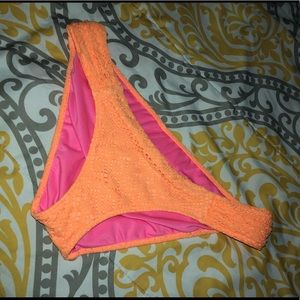 Bathing suit bottoms